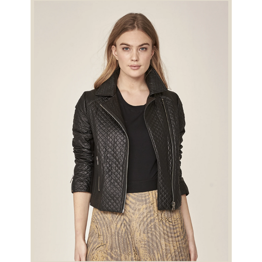 Io Jacket